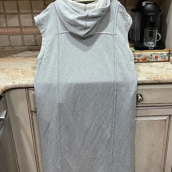 Free People Match Up Maxi Sweatshirt Hoodie No Sleeves Ribbed Hem Gray - Picture 6 of 6